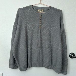Gray lightweight sweater with detailing